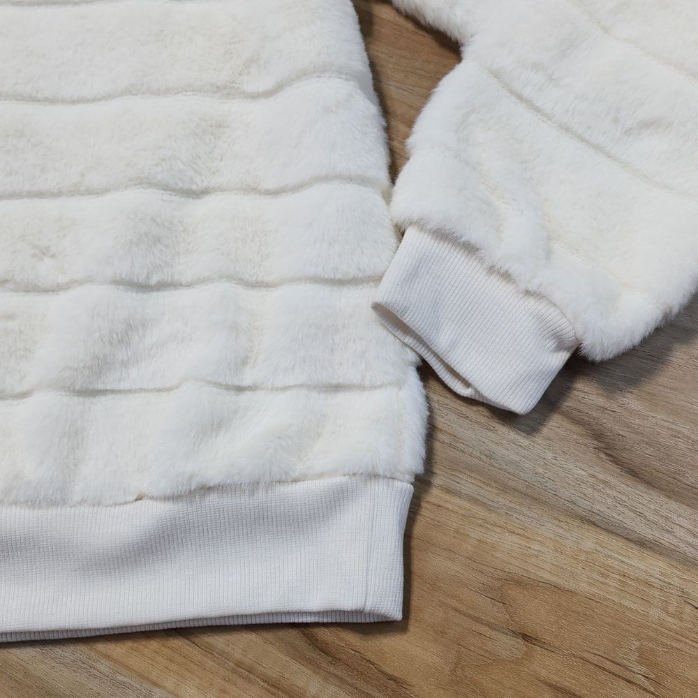 🔥NWT Rue21 Cream Faux Fur Long Sleeve Sweater Large - Picture 5 of 8